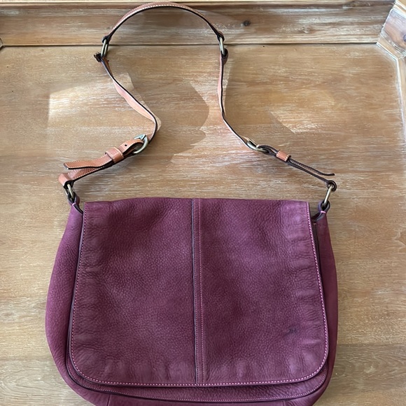 Beautiful Vintage Aubergine Pebbled Leather Messenger Bag - Picture 5 of 16